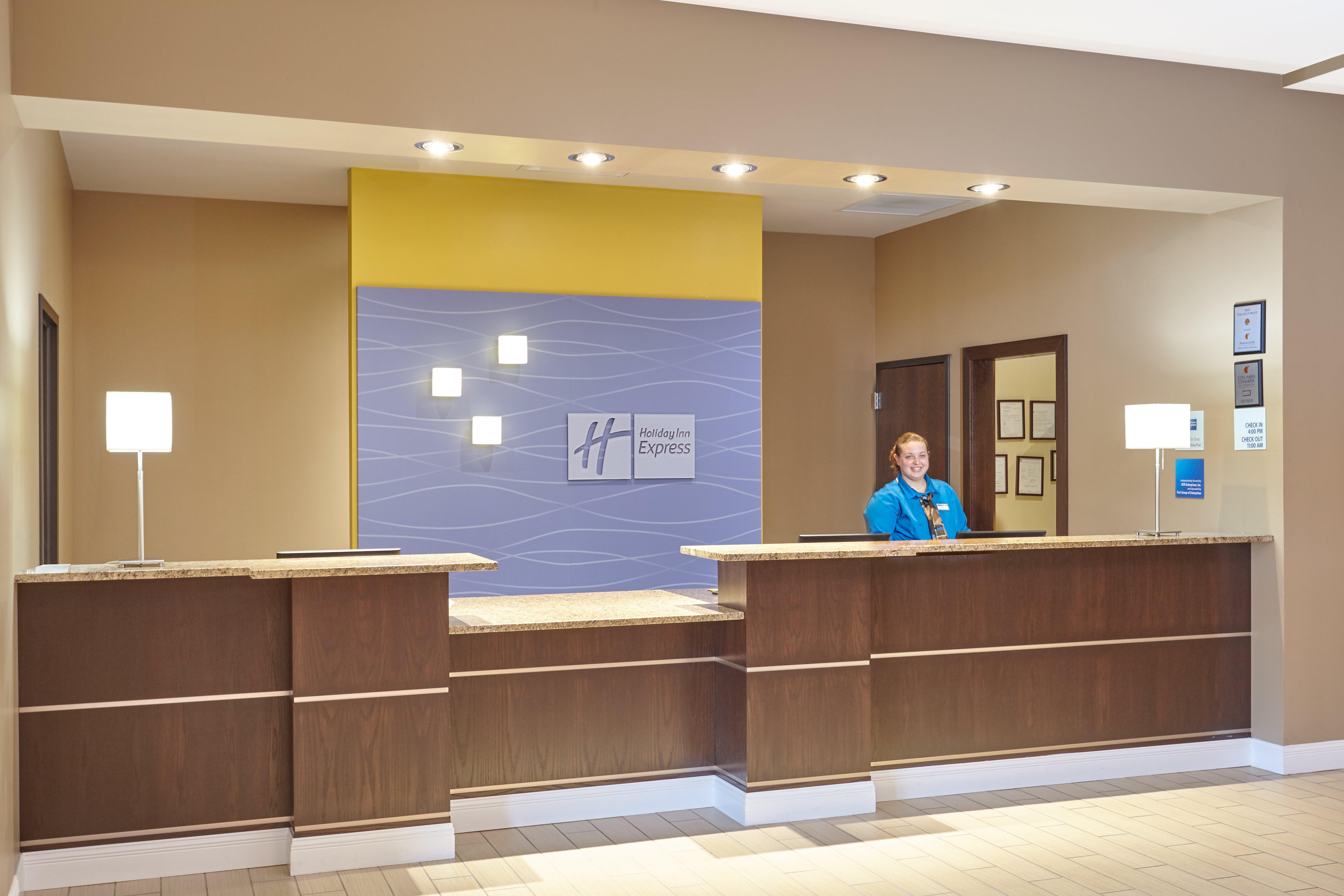 Holiday Inn Express And Suites Columbia University Area By Ihg Bagian luar foto