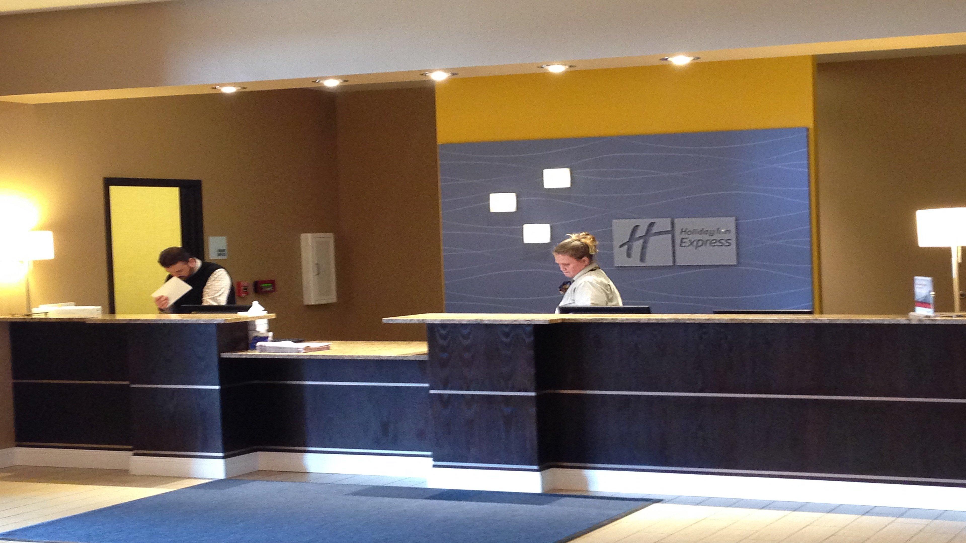 Holiday Inn Express And Suites Columbia University Area By Ihg Bagian luar foto