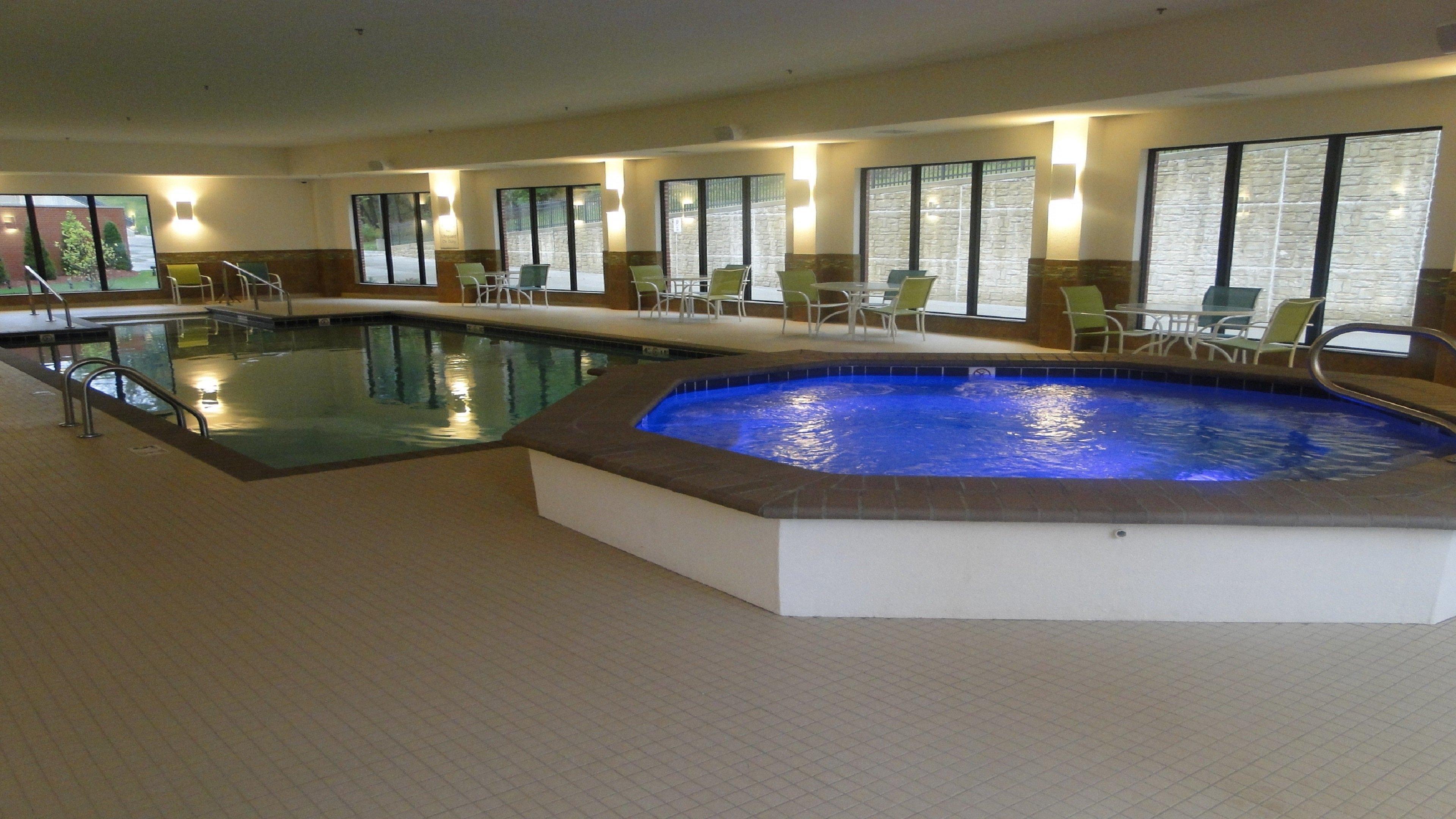 Holiday Inn Express And Suites Columbia University Area By Ihg Bagian luar foto