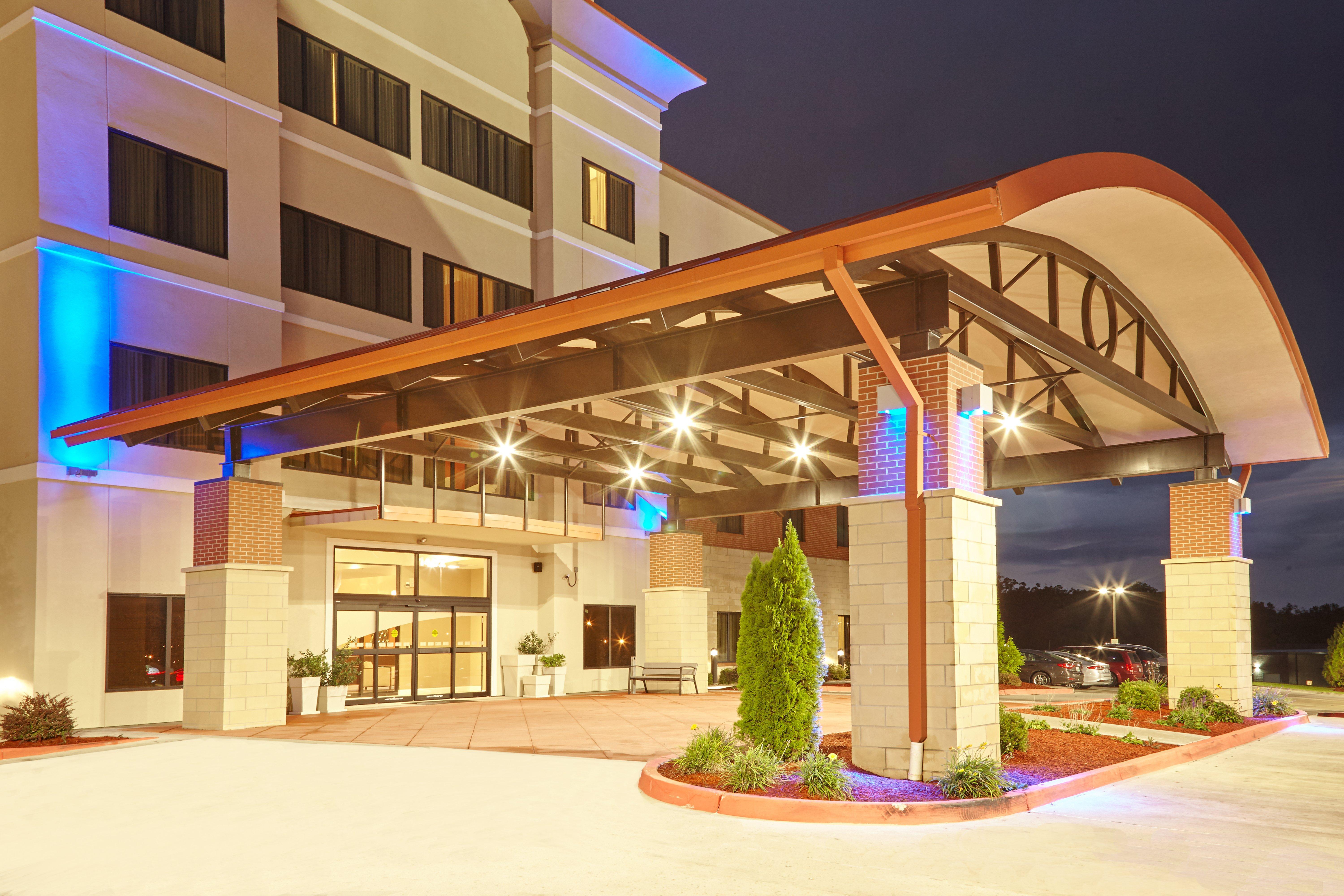 Holiday Inn Express And Suites Columbia University Area By Ihg Bagian luar foto