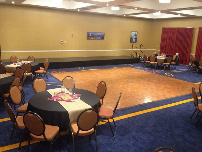 Holiday Inn Express And Suites Columbia University Area By Ihg Bagian luar foto