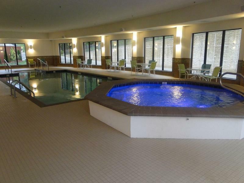 Holiday Inn Express And Suites Columbia University Area By Ihg Bagian luar foto